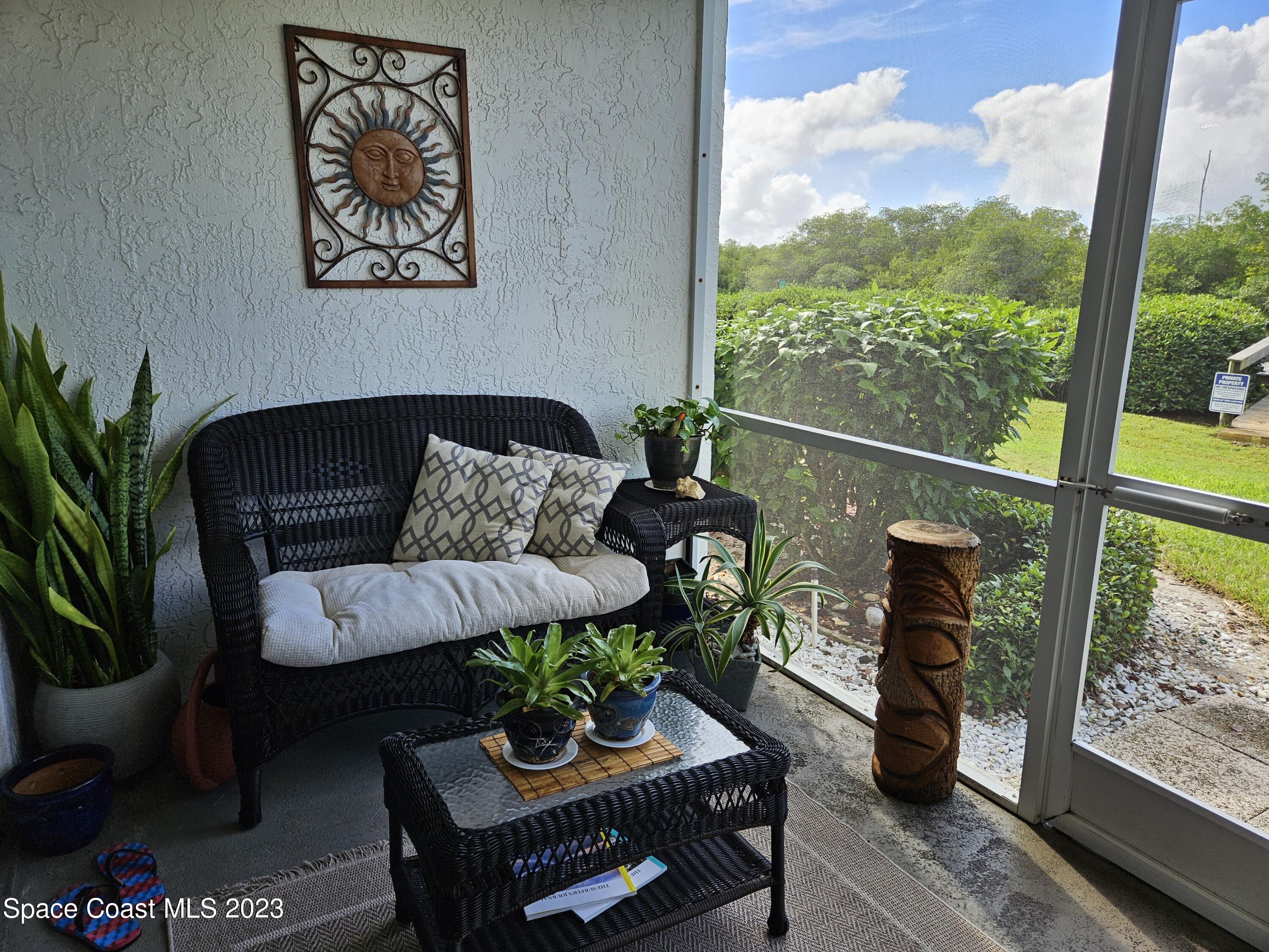 540 S Brevard Avenue, 414