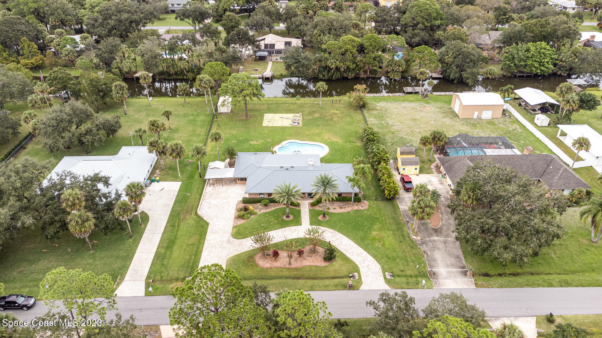 5400 Sand Lake Drive