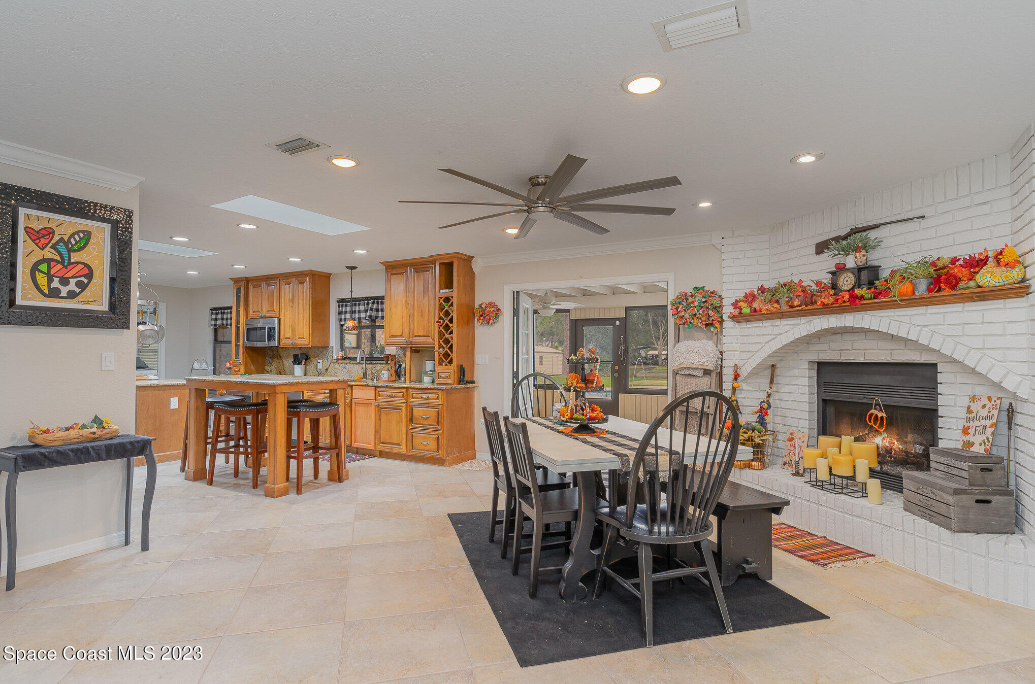 5400 Sand Lake Drive