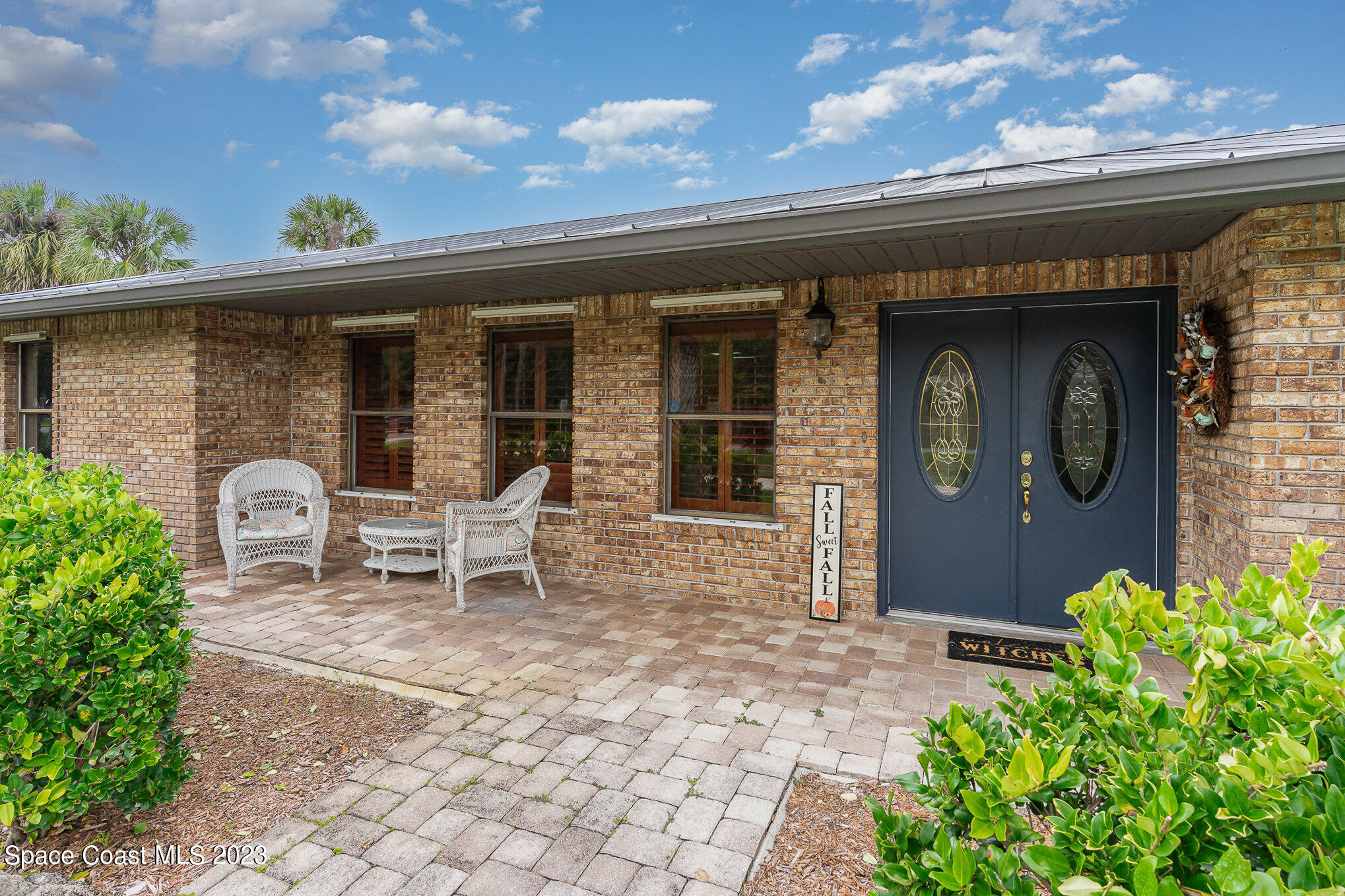 5400 Sand Lake Drive