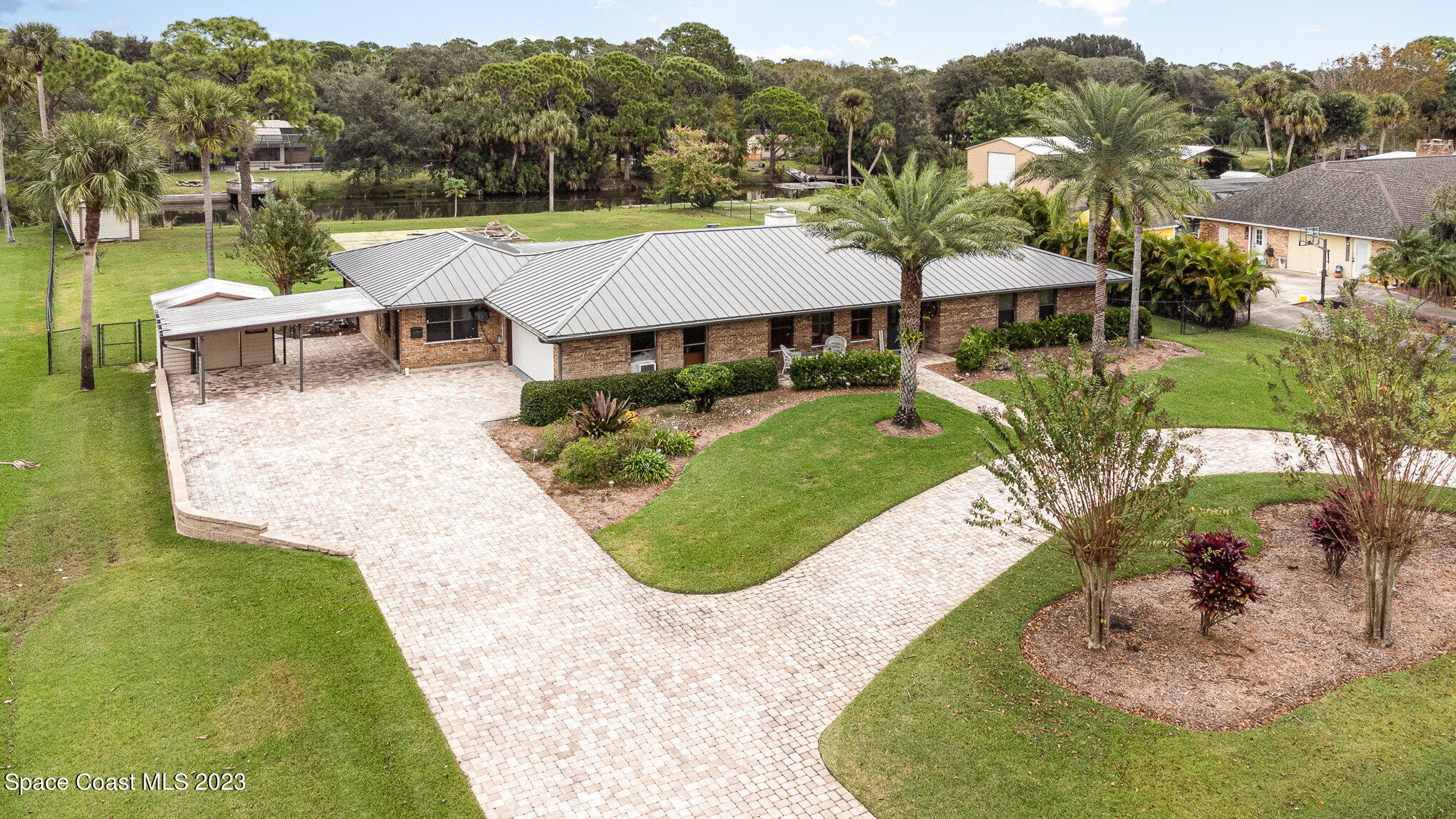 5400 Sand Lake Drive