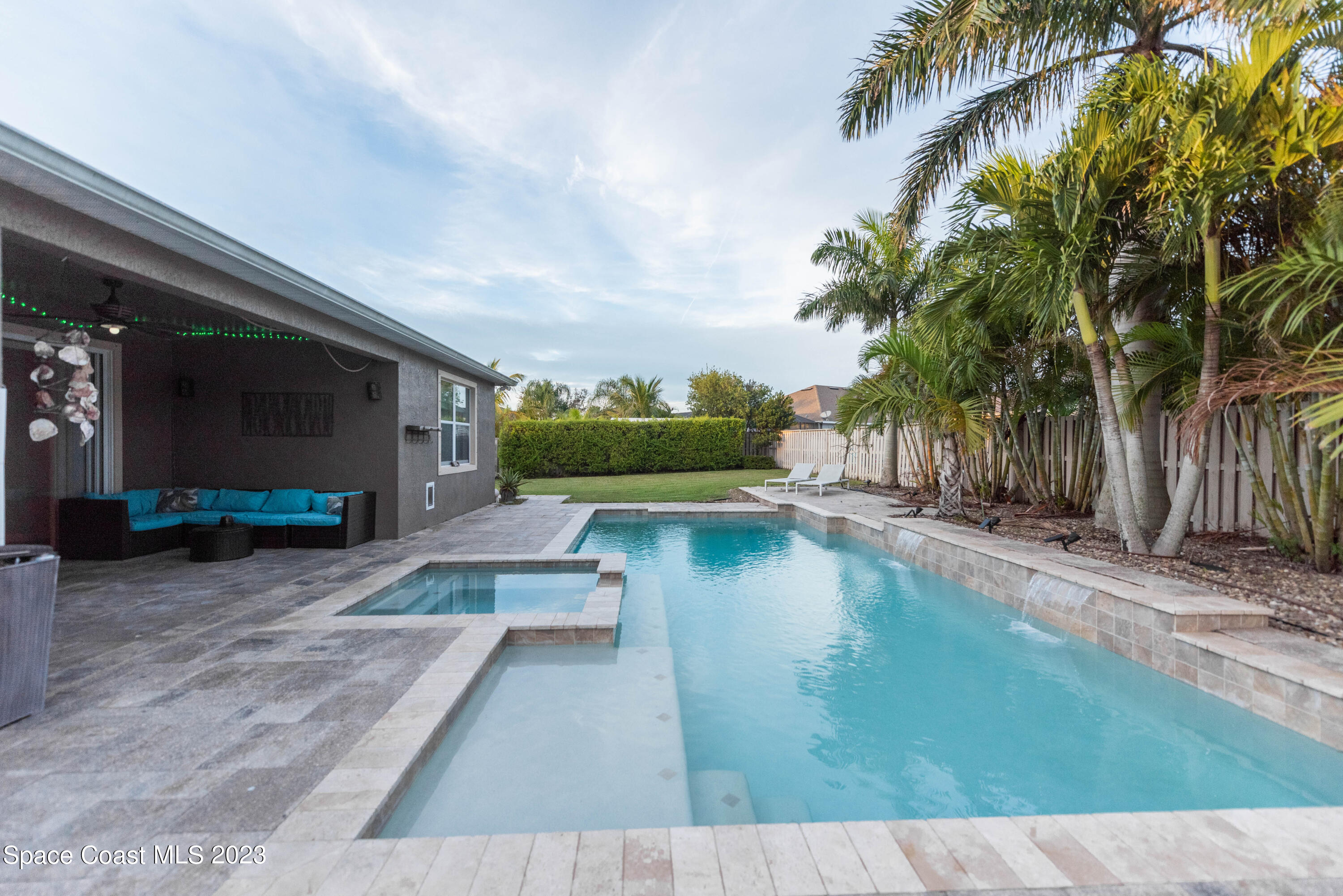 5988 Croydon Court