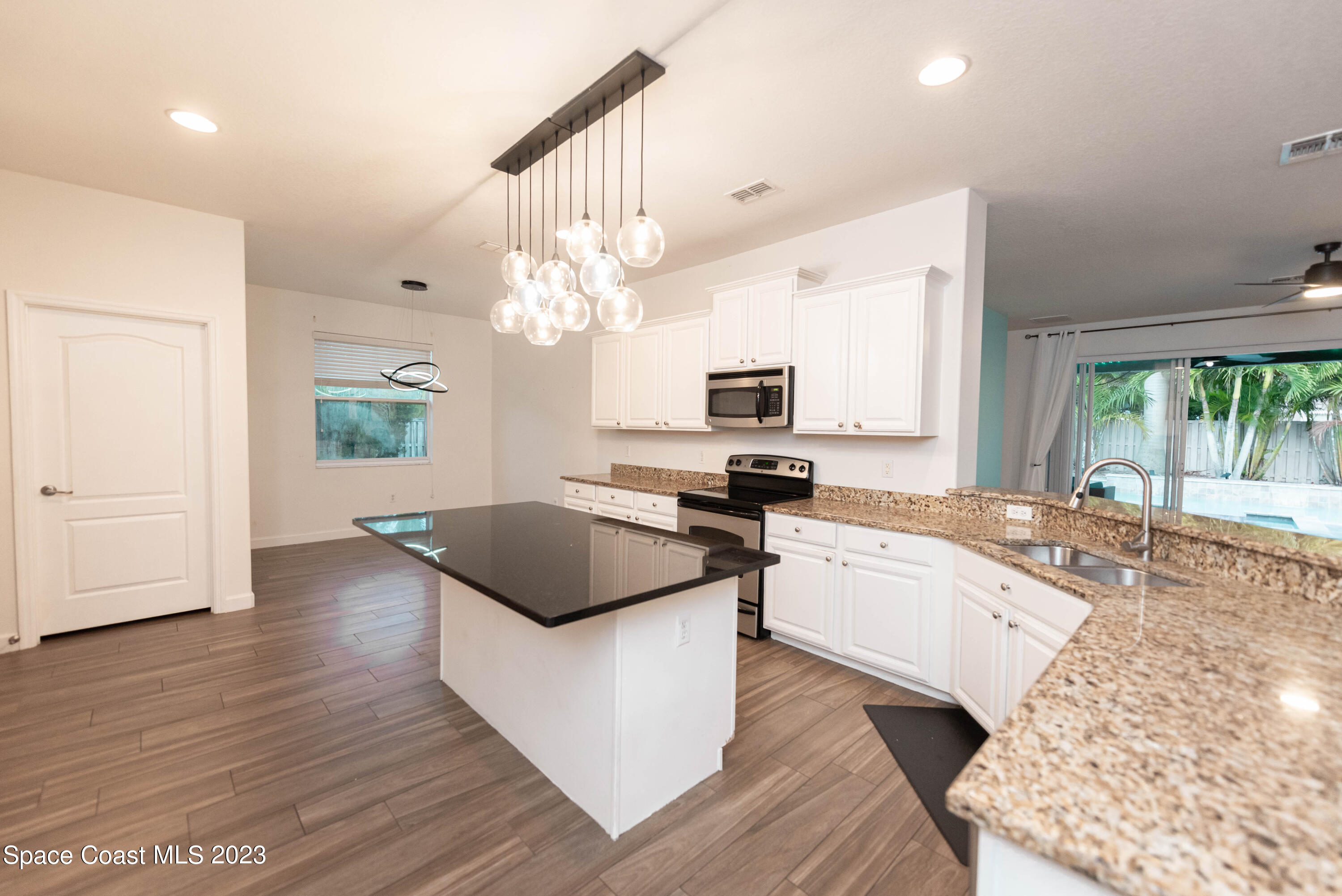 5988 Croydon Court