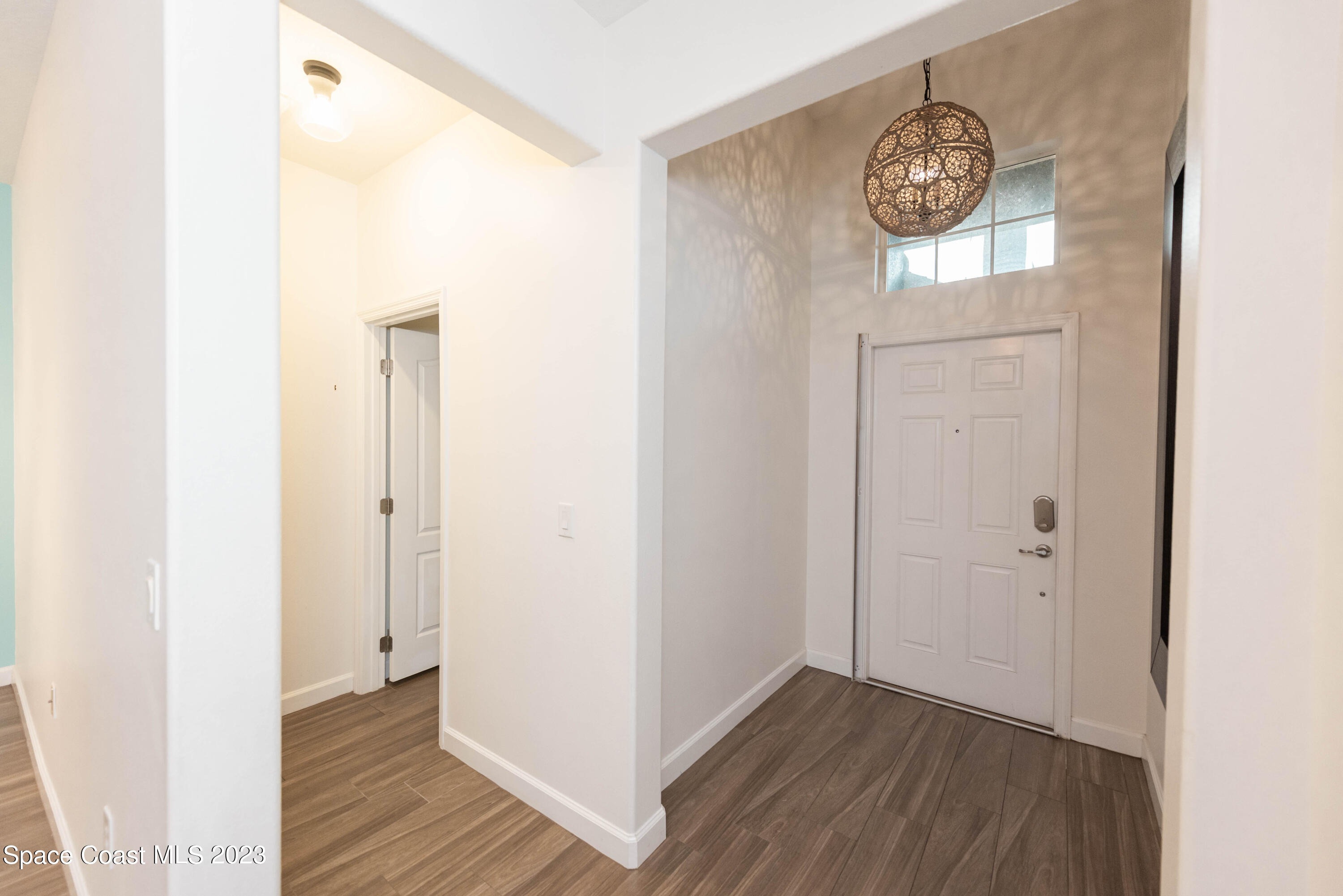5988 Croydon Court