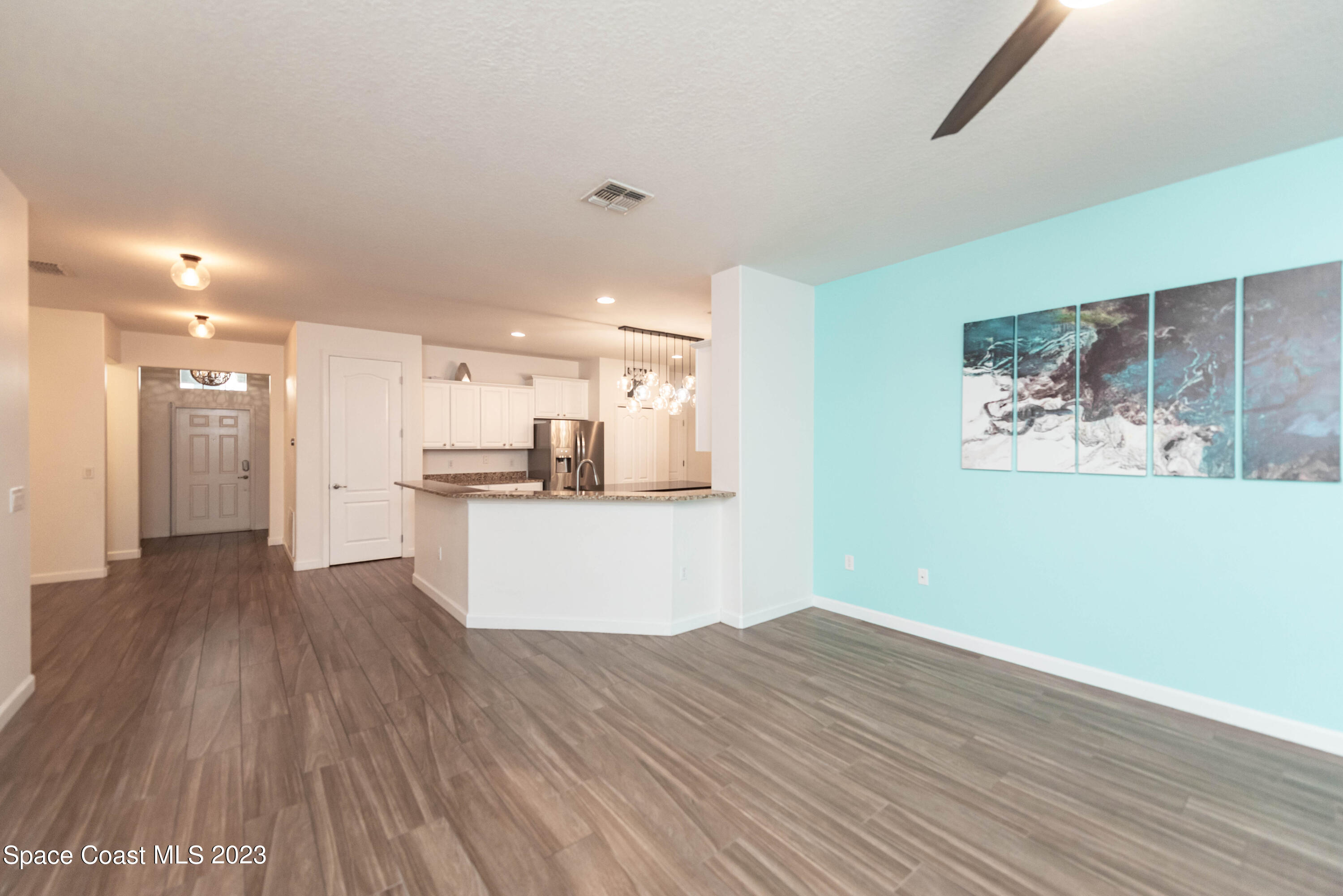 5988 Croydon Court