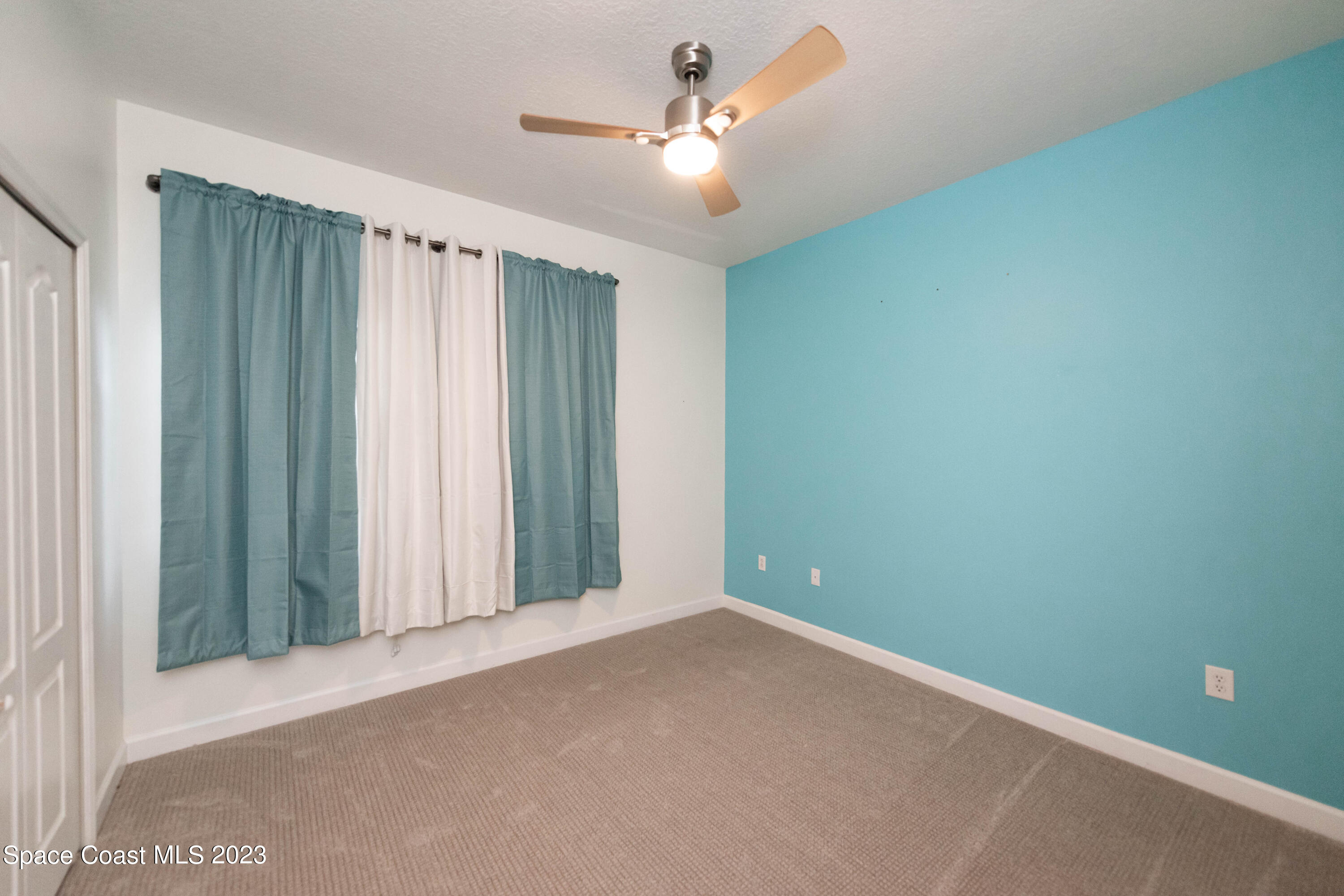 5988 Croydon Court
