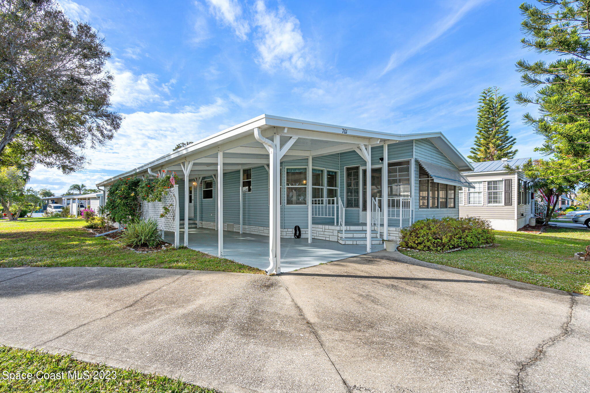 701 Gladiolus Drive