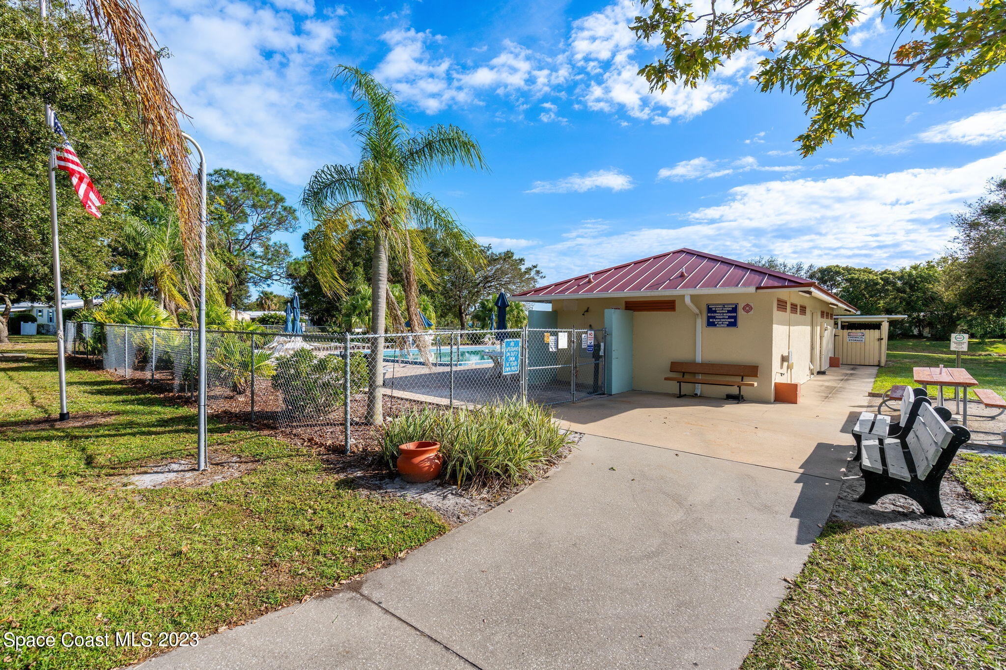 701 Gladiolus Drive