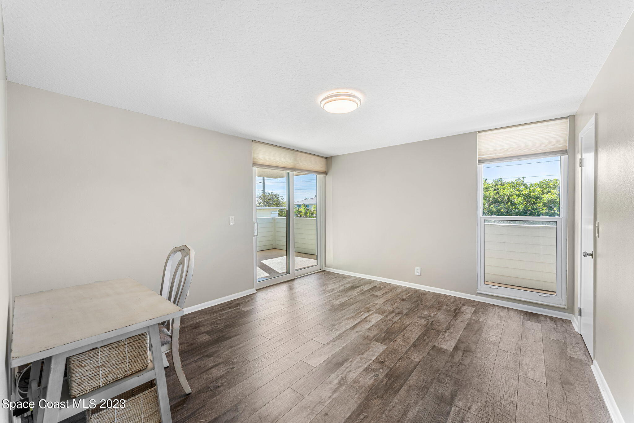 700 Wavecrest Ave, Unit 206