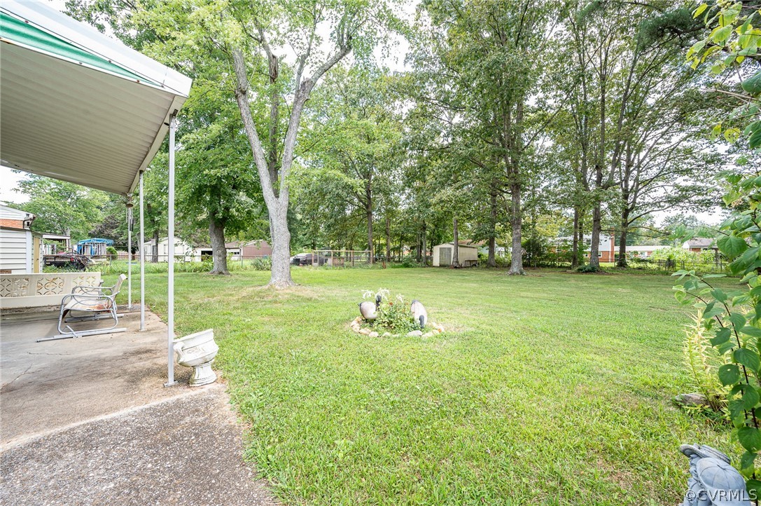 6413 Windcroft Rd