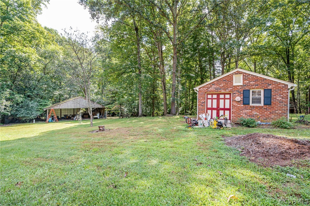 12302 Birchlake Cir