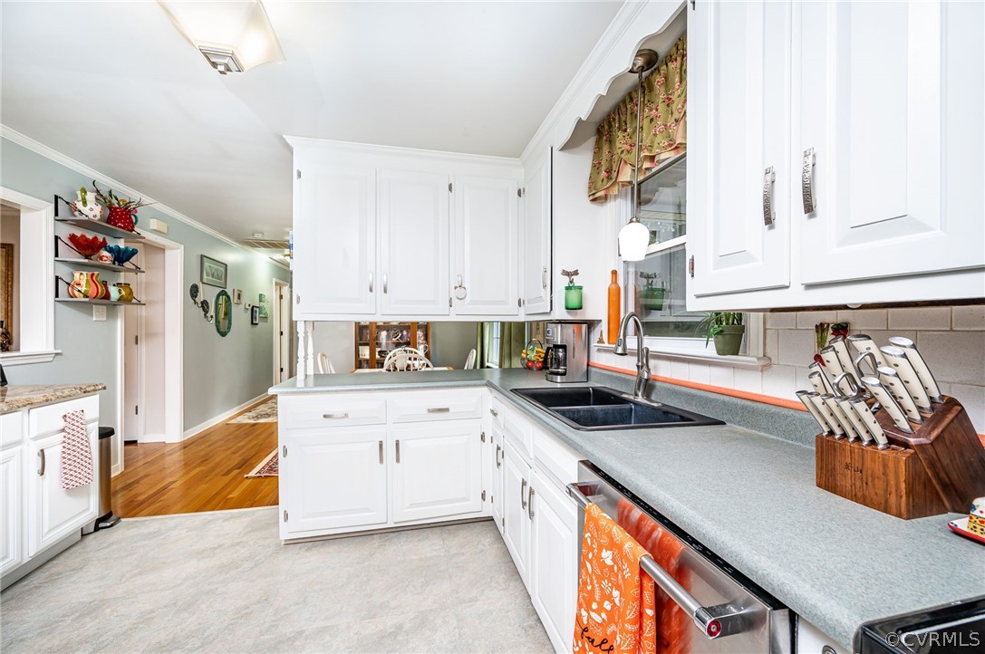 12302 Birchlake Cir