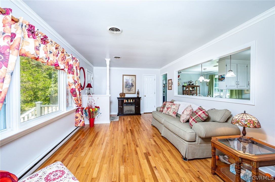 12302 Birchlake Cir