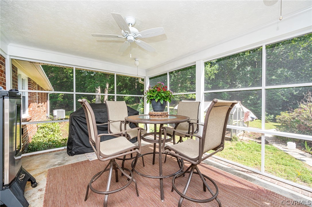 12302 Birchlake Cir