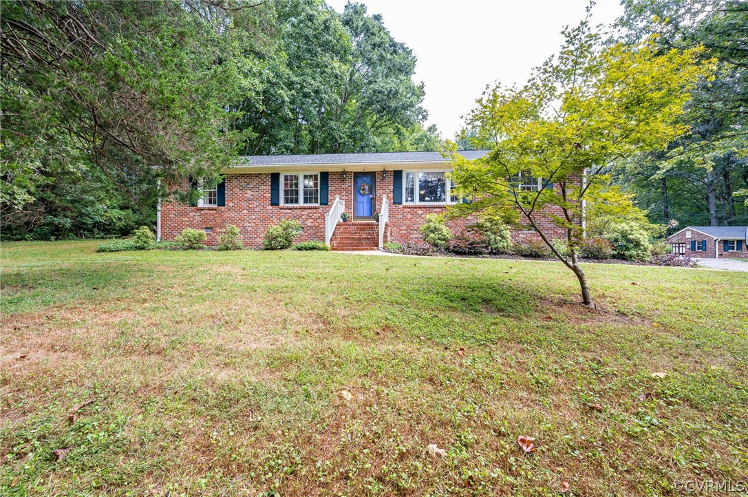 12302 Birchlake Cir