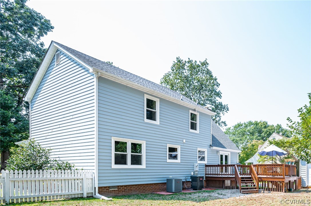 10400 Hamlin Dr