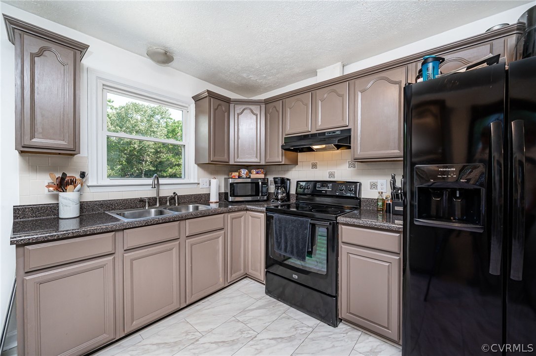 15906 Exter Mill Rd