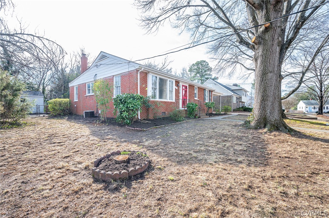817 Orchard Rd