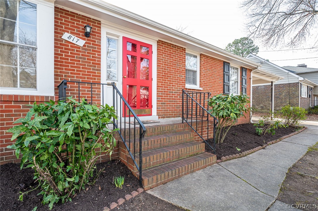 817 Orchard Rd