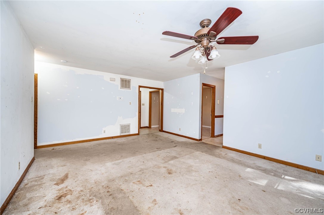 3315 Walnut Cove Ct