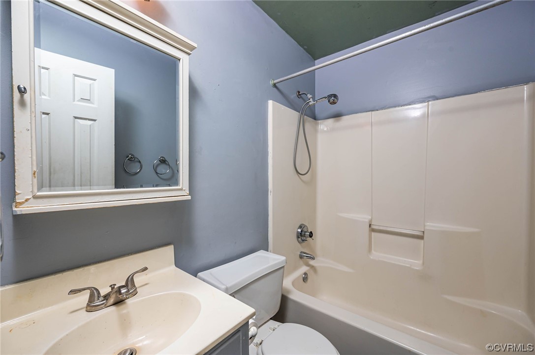 3315 Walnut Cove Ct