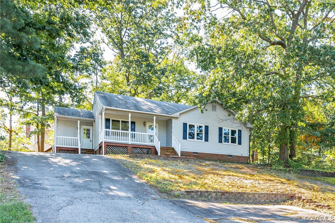 3315 Walnut Cove Ct