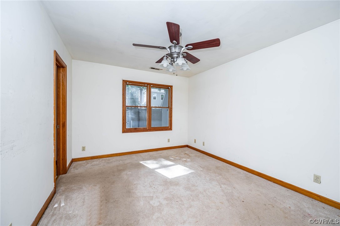 3315 Walnut Cove Ct