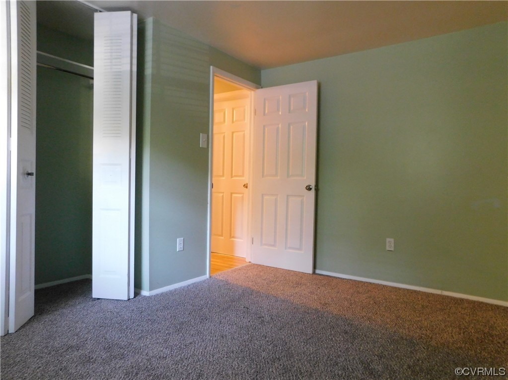 13205 Farm Brook Ct