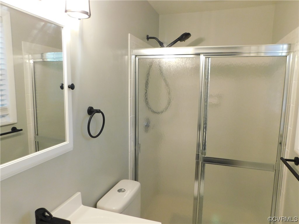 13205 Farm Brook Ct