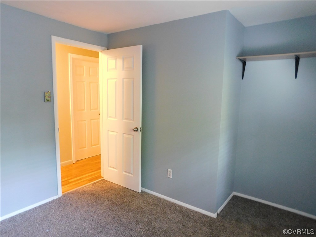 13205 Farm Brook Ct