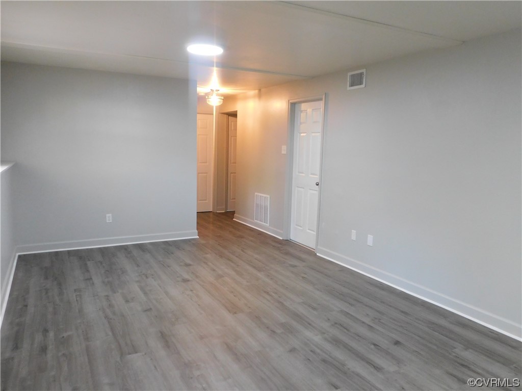 13205 Farm Brook Ct