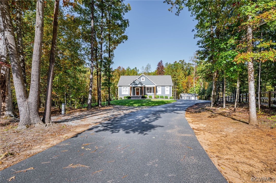 9080 Deep Creek Ct