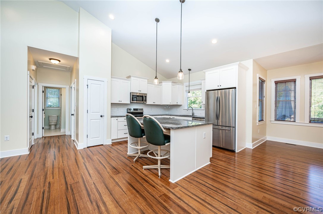 9080 Deep Creek Ct