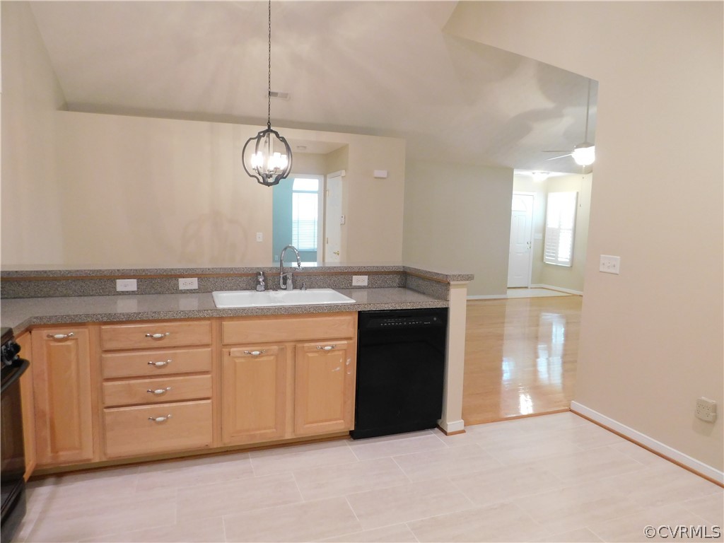 7351 Norwood Pond Pl