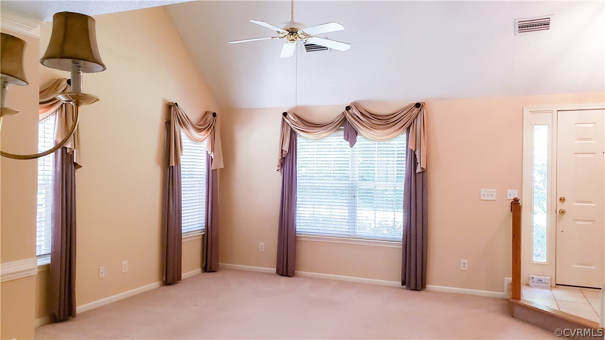 11 Claiborne Dr
