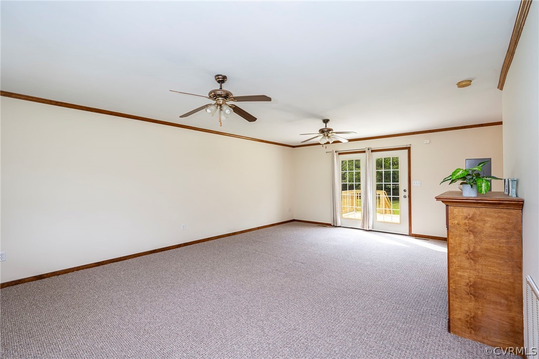 21521 Runaround Ln