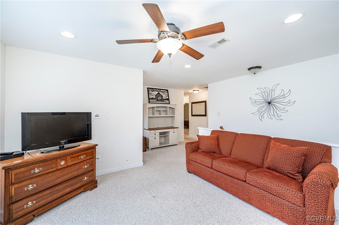 5200 Creek Heights Dr