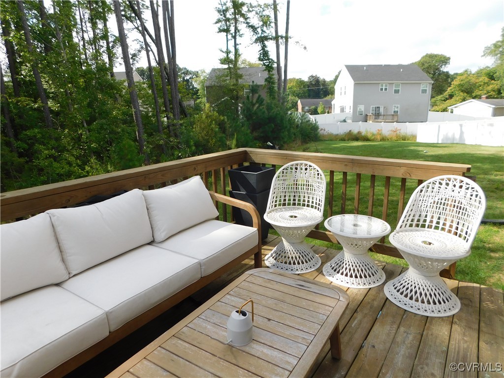 2212 Carters Bridge Pl