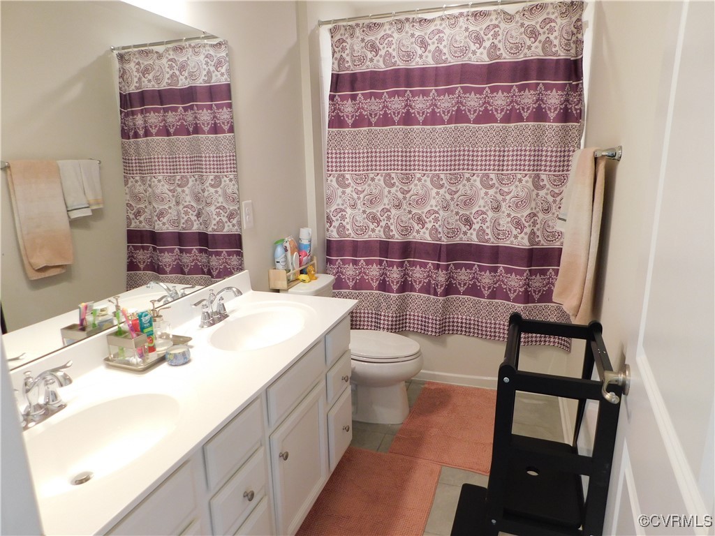 2212 Carters Bridge Pl