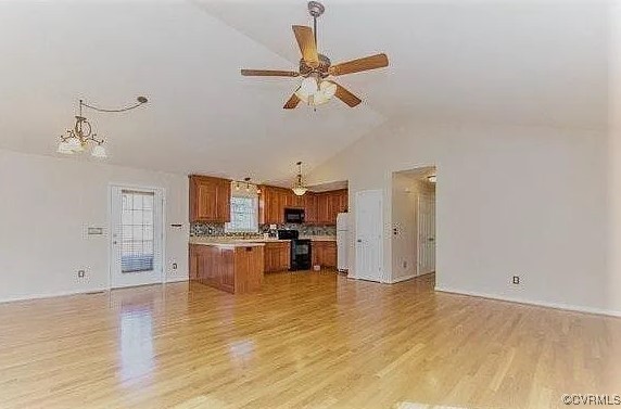176 Wright Ave
