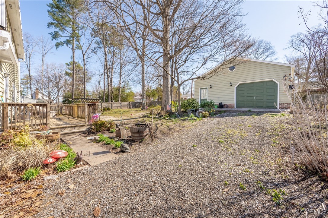 10907 Crofton Rd
