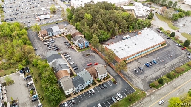 1249 Mall Dr