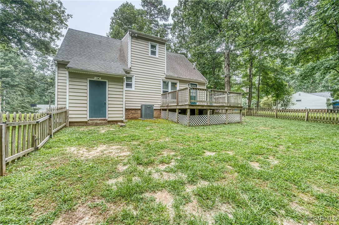 10306 Lifford Ln