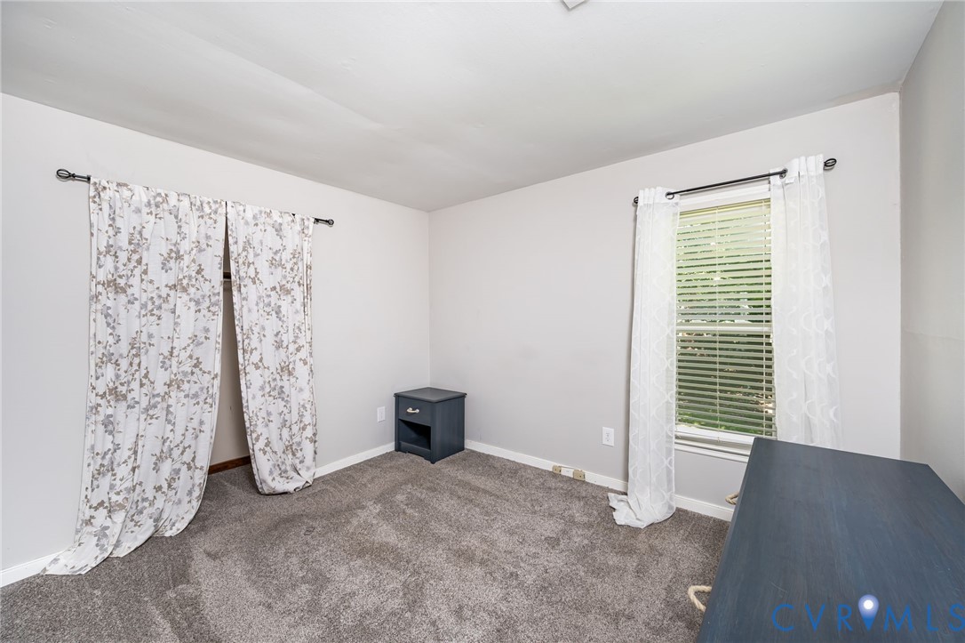 10306 Lifford Ln