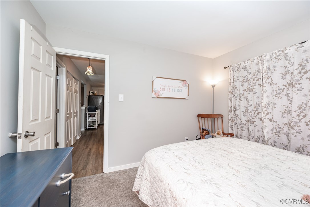 10306 Lifford Ln