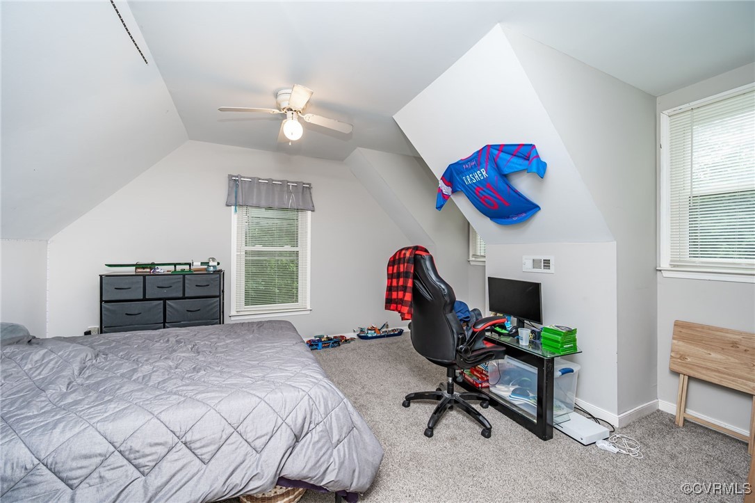 10306 Lifford Ln