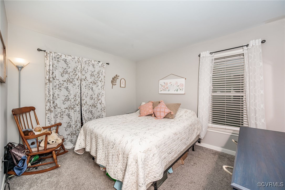 10306 Lifford Ln
