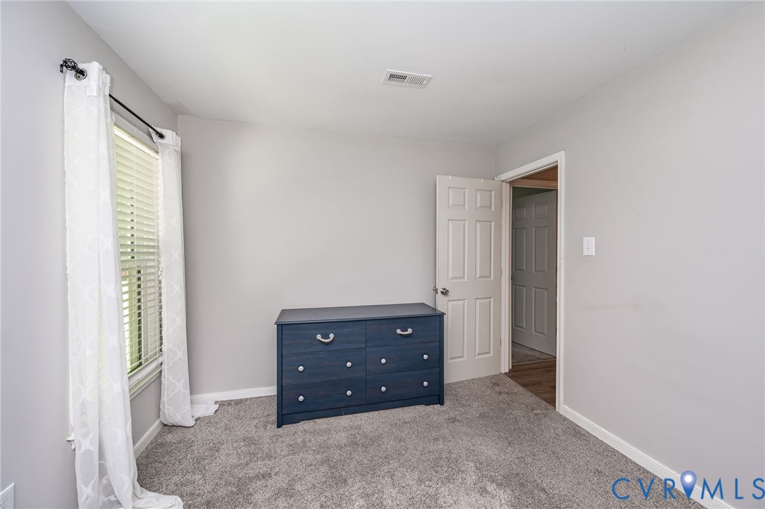 10306 Lifford Ln