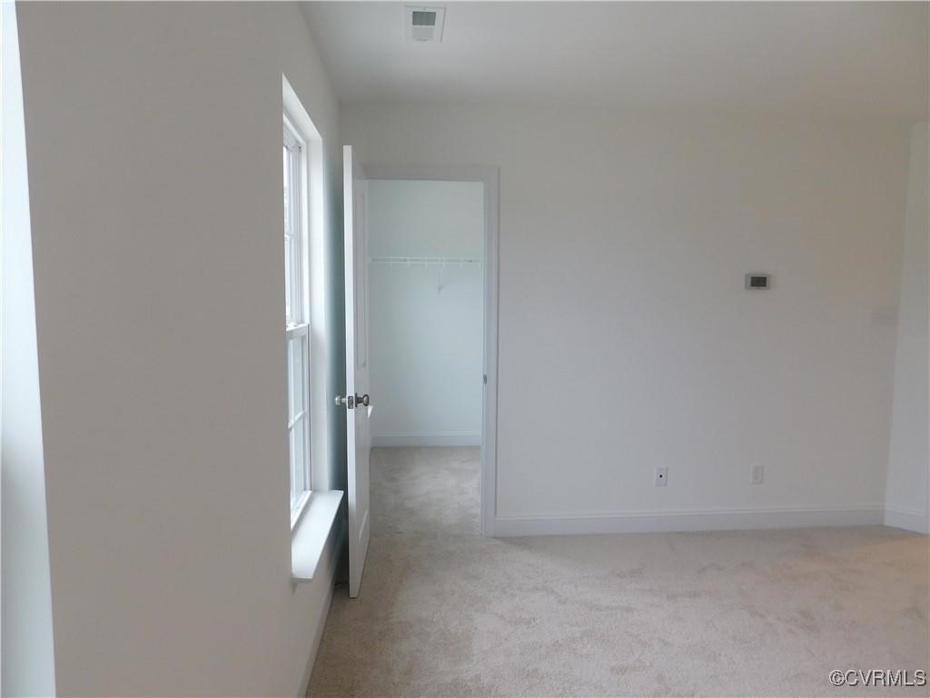 7037 Leire Ln