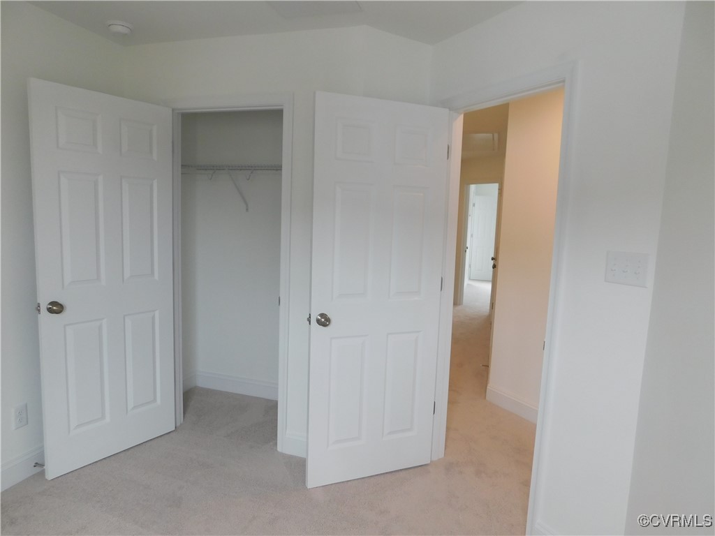 7004 Leire Ln